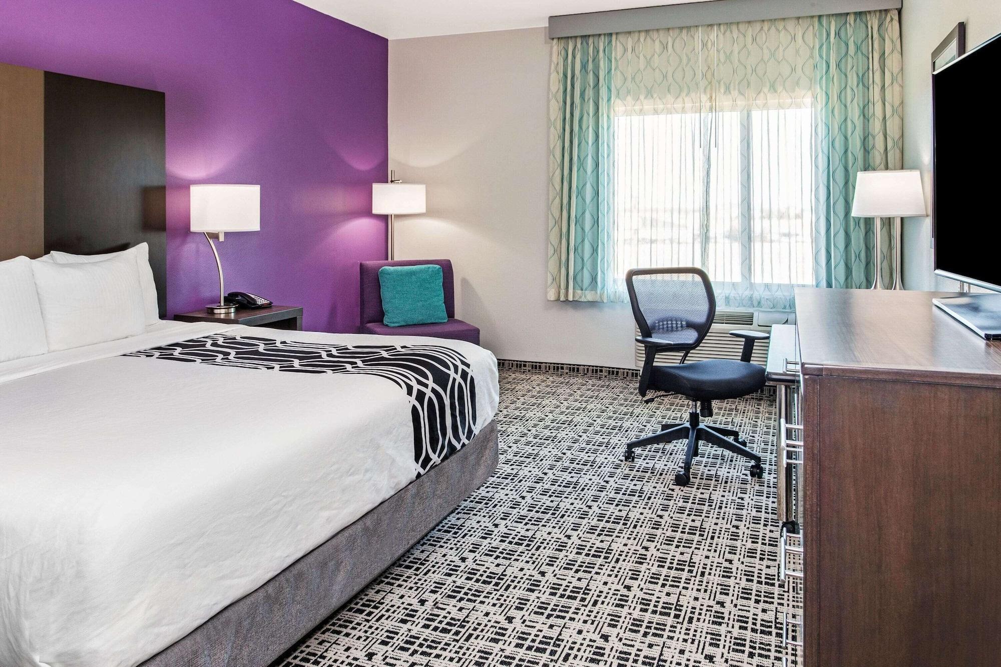 La Quinta By Wyndham South Hotel